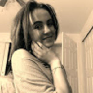 Meet your Posher, Caitlyn